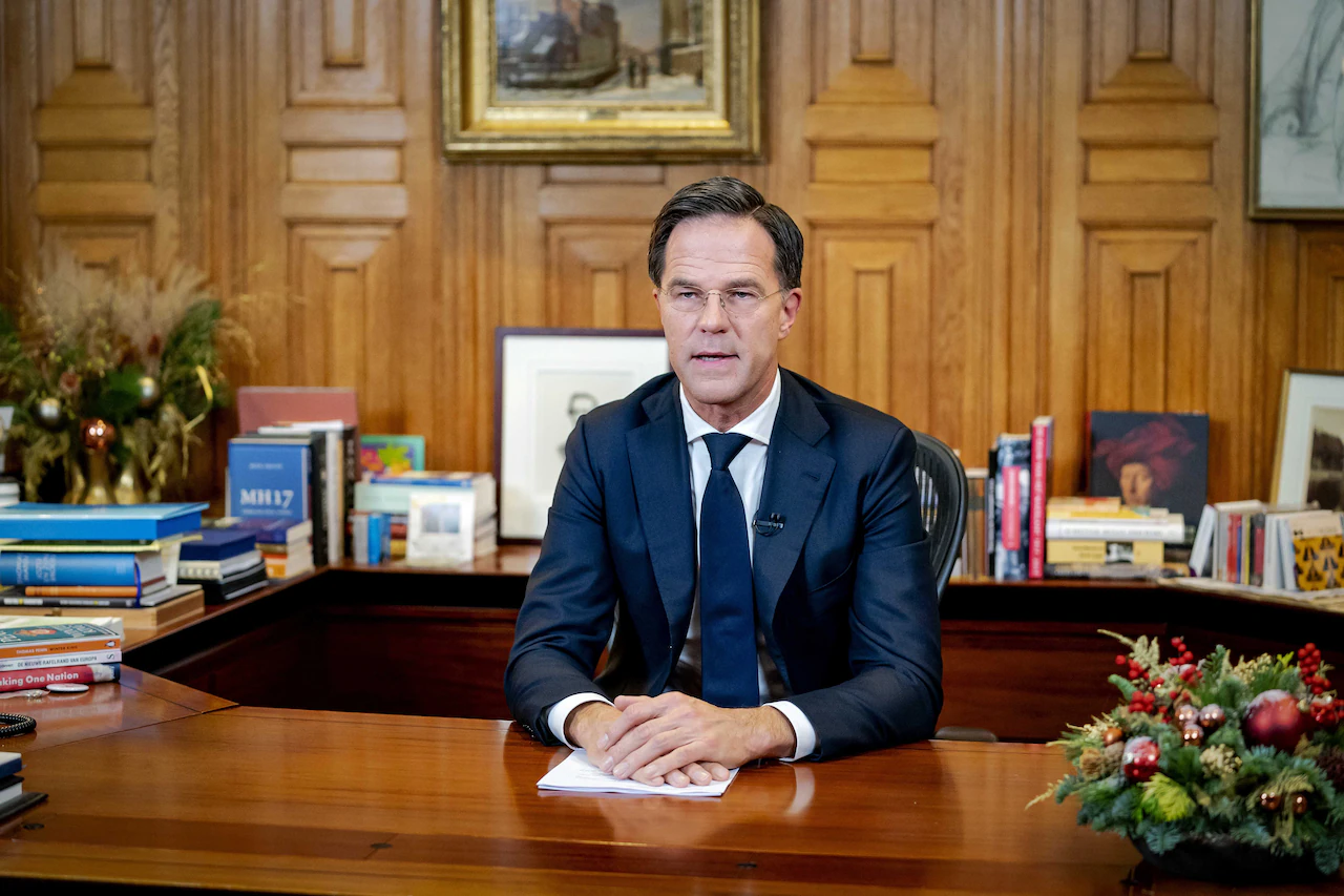 Mark Rutte spreekt het land toe vanuit het Torentje. Bron BART MAAT/ANP